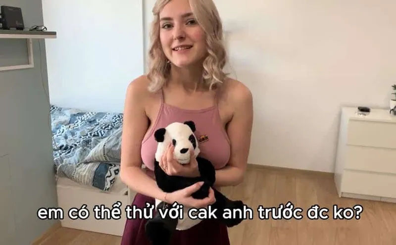 Tình nhân nhờ anh trai giúp vì chưa có kinh nghiệm để chịch với bạn trai